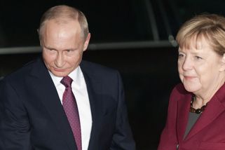 Jednejte s Putinem, vyzvala EU Merkelová - Novinky
